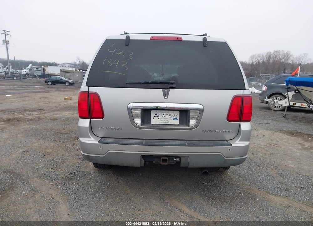 2004 LINCOLN NAVIGATOR VIN: 5LMFU27R44LJ22825