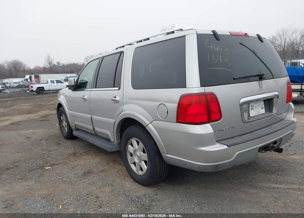 2004 LINCOLN NAVIGATOR VIN: 5LMFU27R44LJ22825