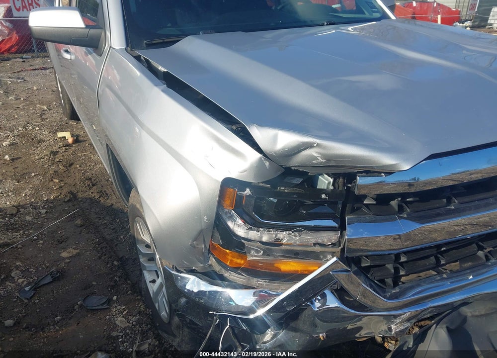 2018 CHEVROLET SILVERADO 1500 1LT VIN: 3GCPCRECXJG495284