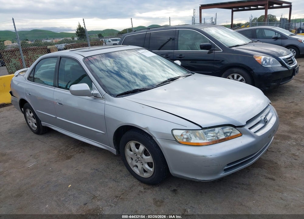 2002 HONDA ACCORD 2.3 EX VIN: 1HGCG56682A032971
