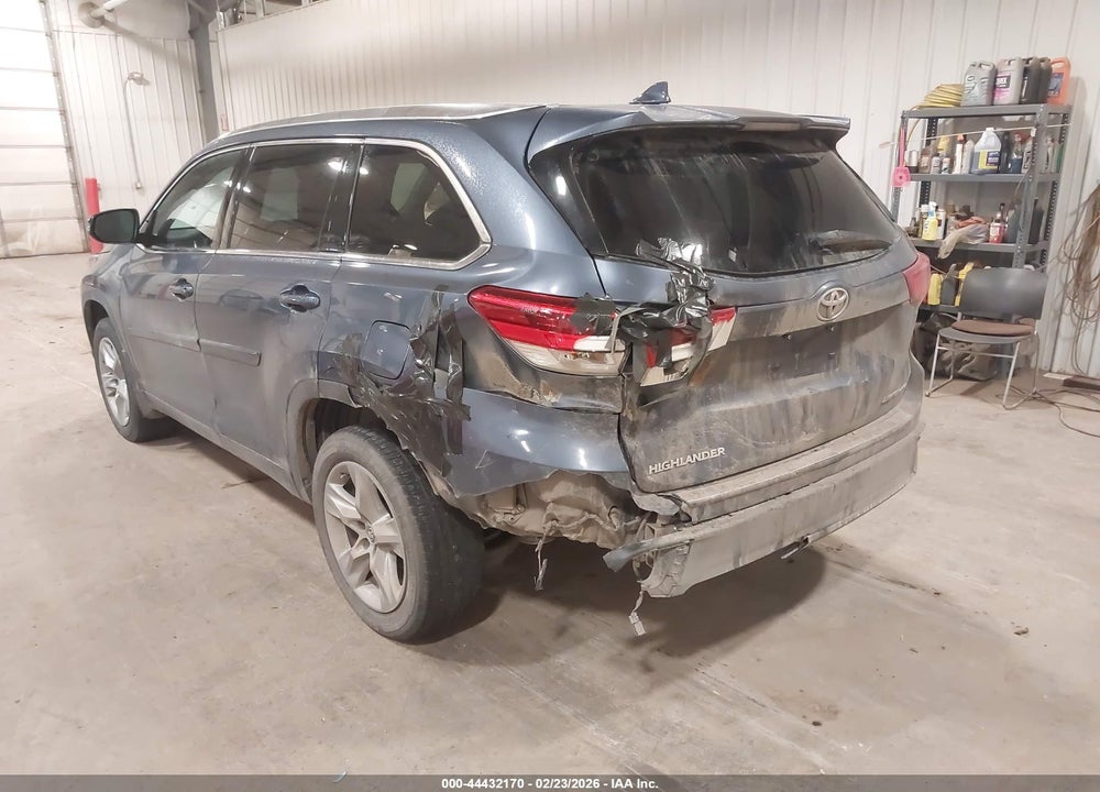 2019 TOYOTA HIGHLANDER LIMITED VIN: 5TDDZRFH6KS706642