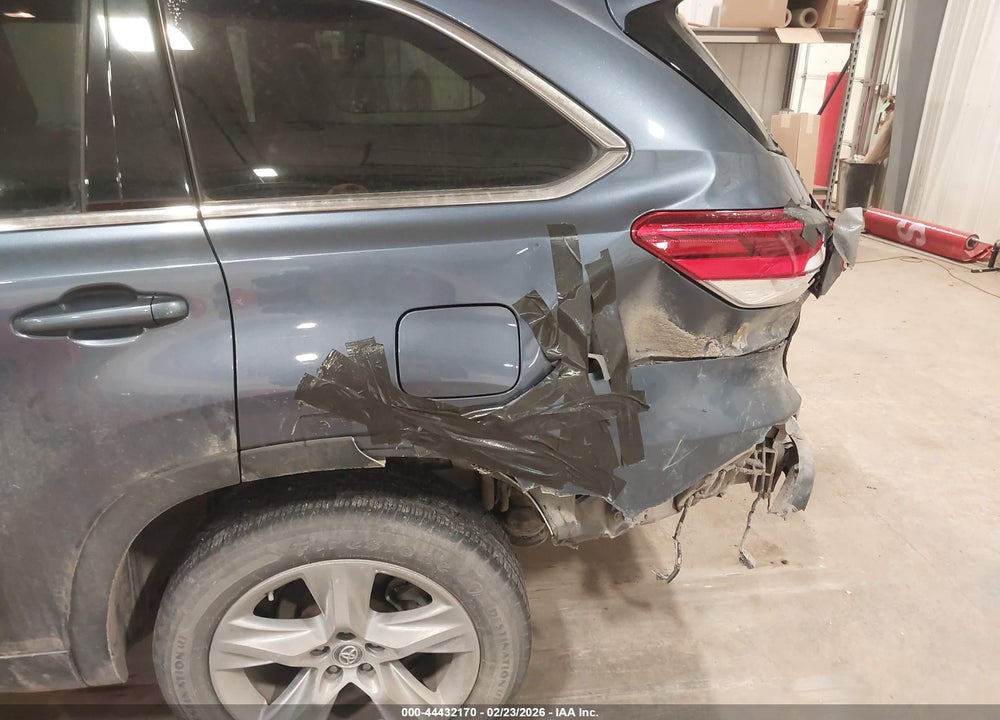 2019 TOYOTA HIGHLANDER LIMITED VIN: 5TDDZRFH6KS706642