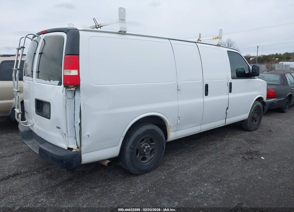 2008 CHEVROLET EXPRESS WORK VAN VIN: 1GCFG15X281170688