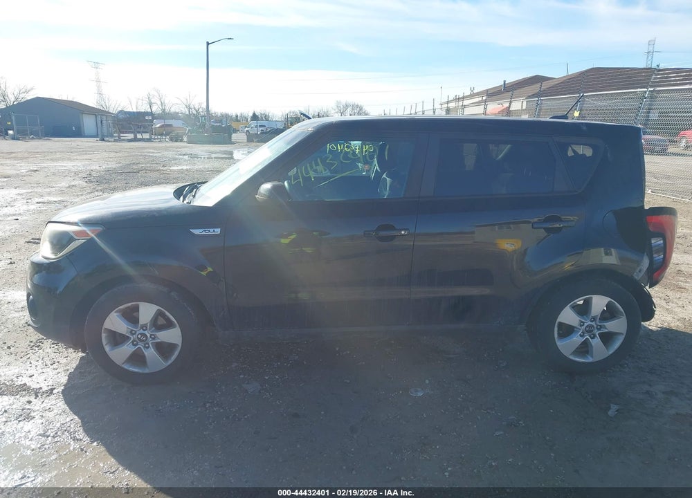 2019 KIA SOUL VIN: KNDJN2A24K7677659