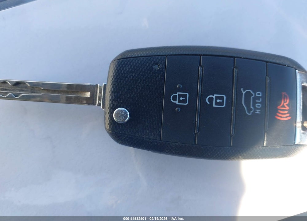 2019 KIA SOUL VIN: KNDJN2A24K7677659