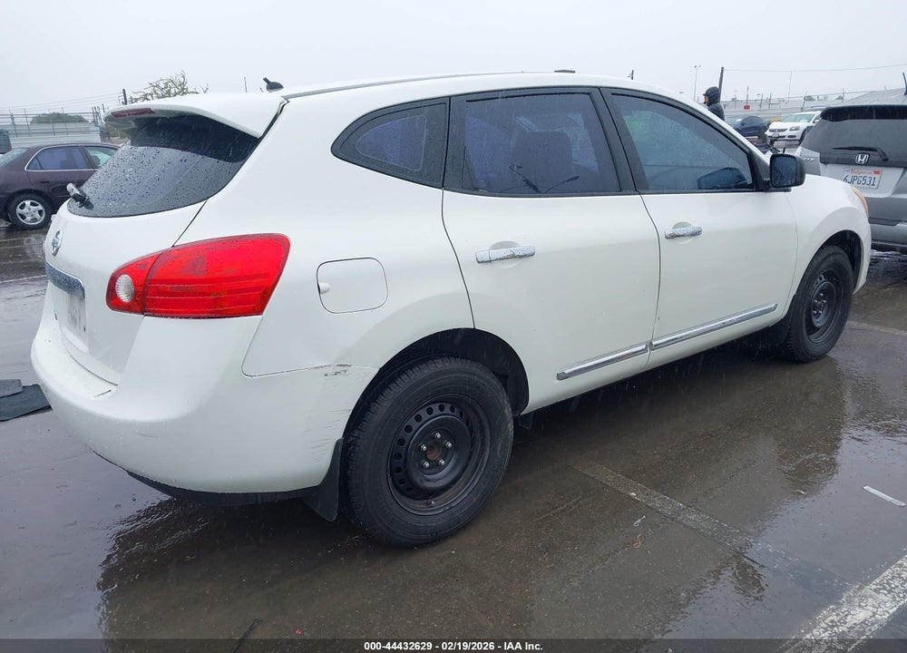 2011 NISSAN ROGUE S VIN: JN8AS5MT5BW179415