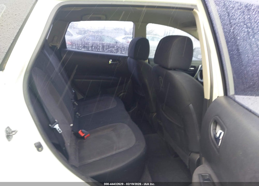 2011 NISSAN ROGUE S VIN: JN8AS5MT5BW179415