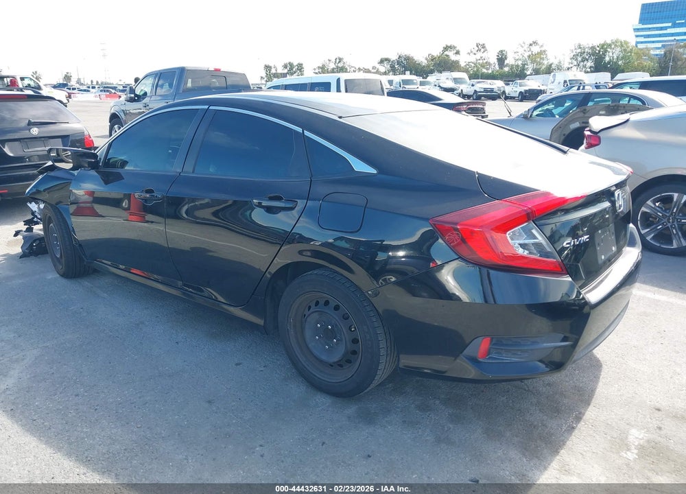 2018 HONDA CIVIC LX VIN: 2HGFC2F53JH508624