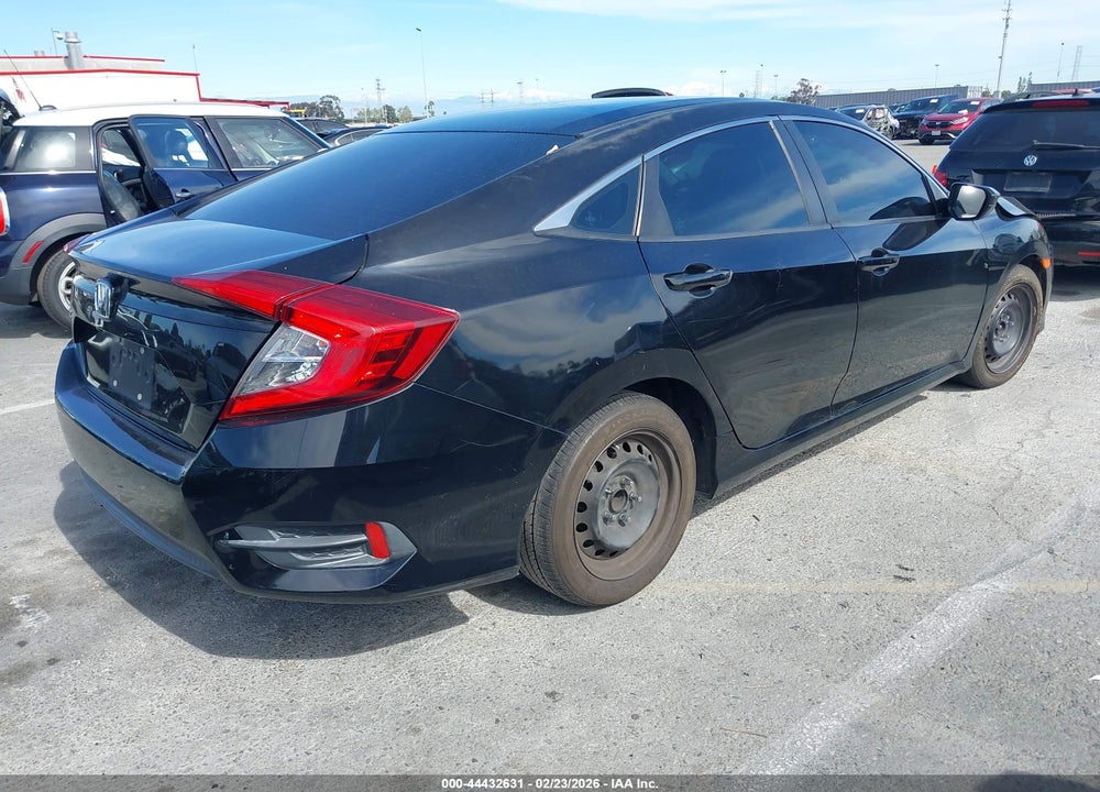 2018 HONDA CIVIC LX VIN: 2HGFC2F53JH508624