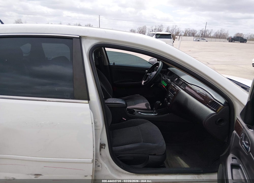 2015 CHEVROLET IMPALA LIMITED LT VIN: 2G1WB5E38F1131624