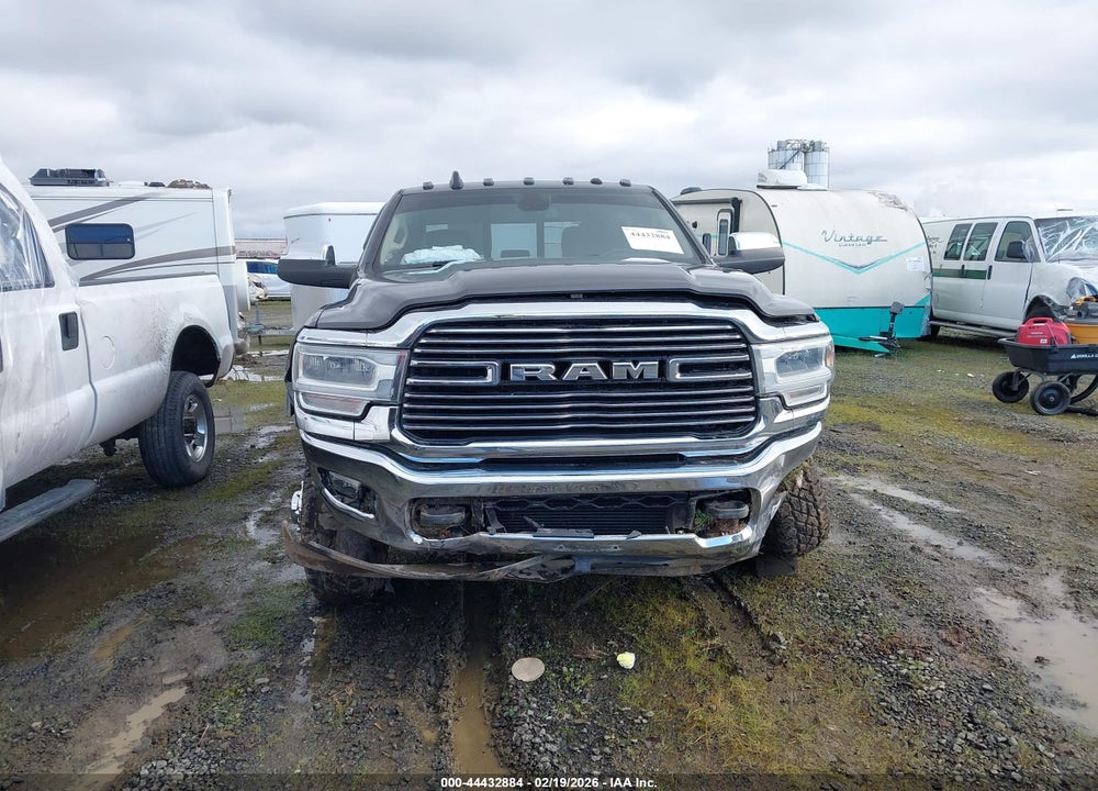 2019 RAM 3500 LAIE  4X4 8' BOX VIN: 3C63RRJL6KG703348