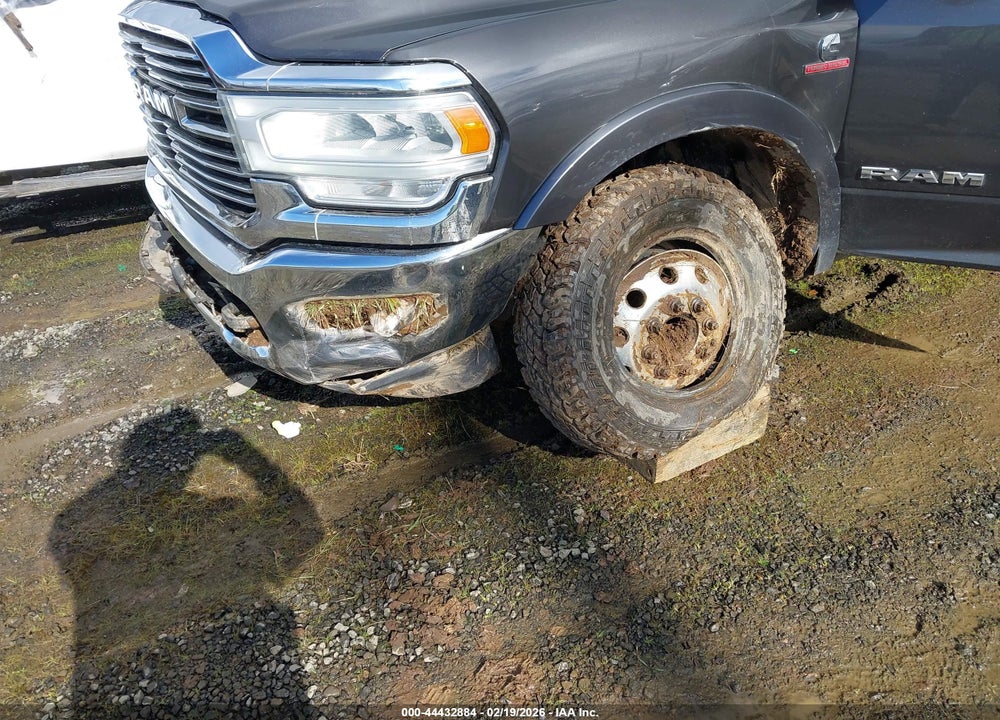 2019 RAM 3500 LAIE  4X4 8' BOX VIN: 3C63RRJL6KG703348