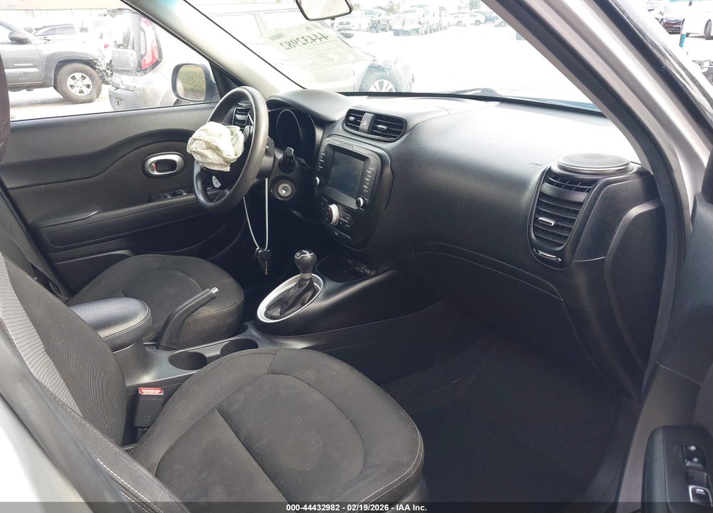 2019 KIA SOUL + VIN: KNDJP3A54K7667238