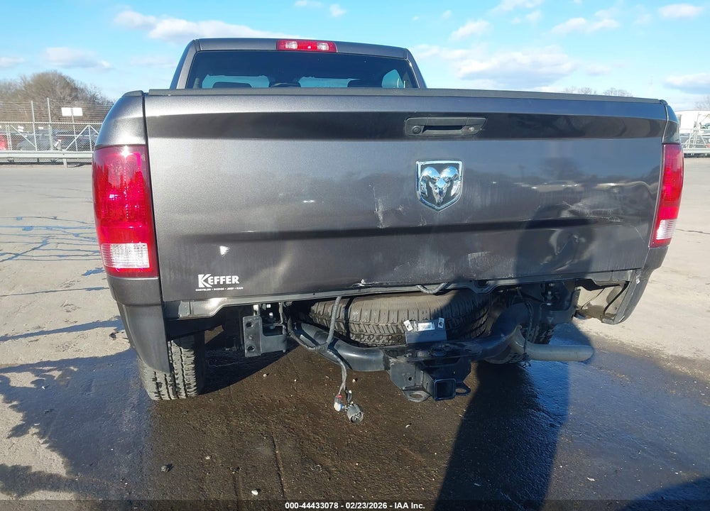 2019 RAM 1500 CLASSIC TRADESMAN  4X2 6'4 BOX VIN: 3C6JR6AG4KG510589