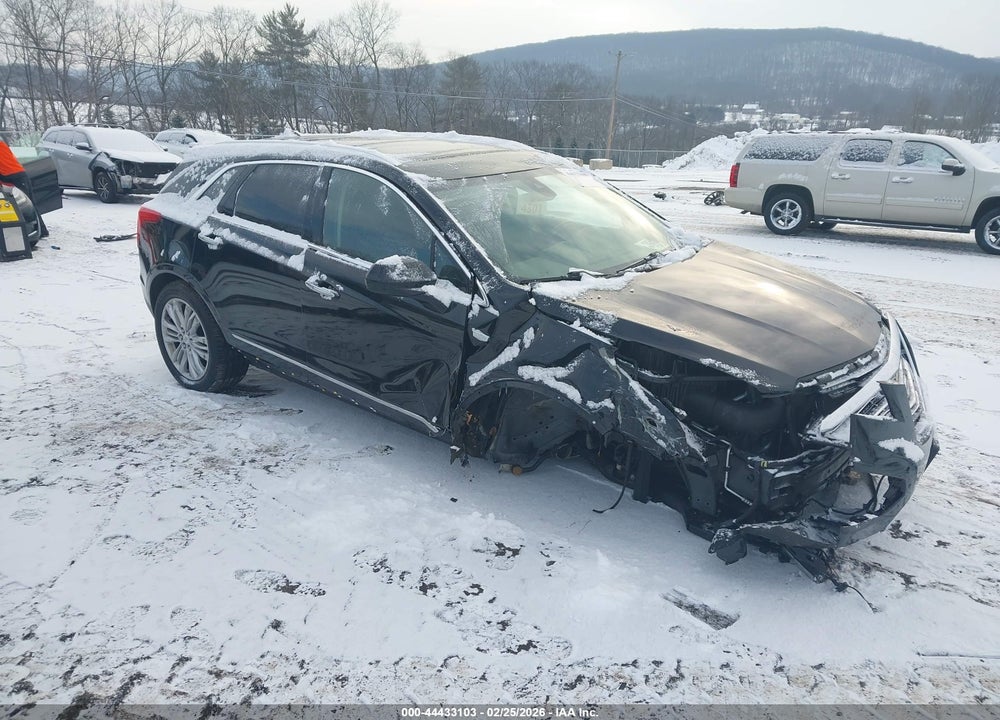 2019 CADILLAC XT5 PREMIUM LUXURY VIN: 1GYKNFRS9KZ139358