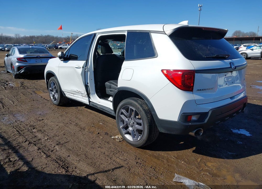 2022 HONDA PASSPORT AWD EX-L VIN: 5FNYF8H50NB031810