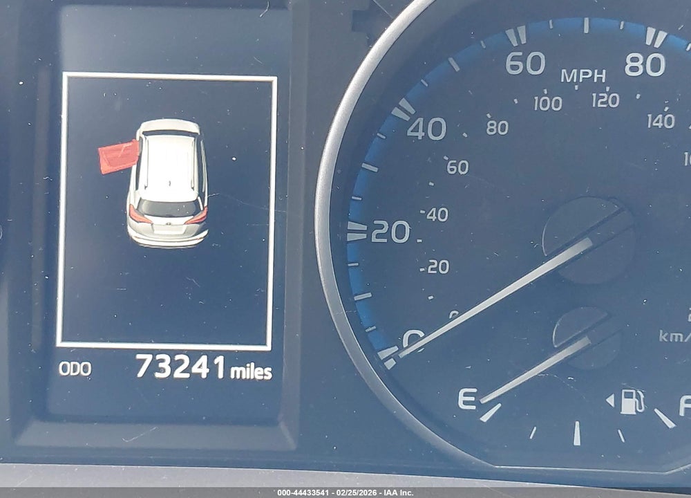 2018 TOYOTA RAV4 XLE VIN: JTMRFREV2JJ733239
