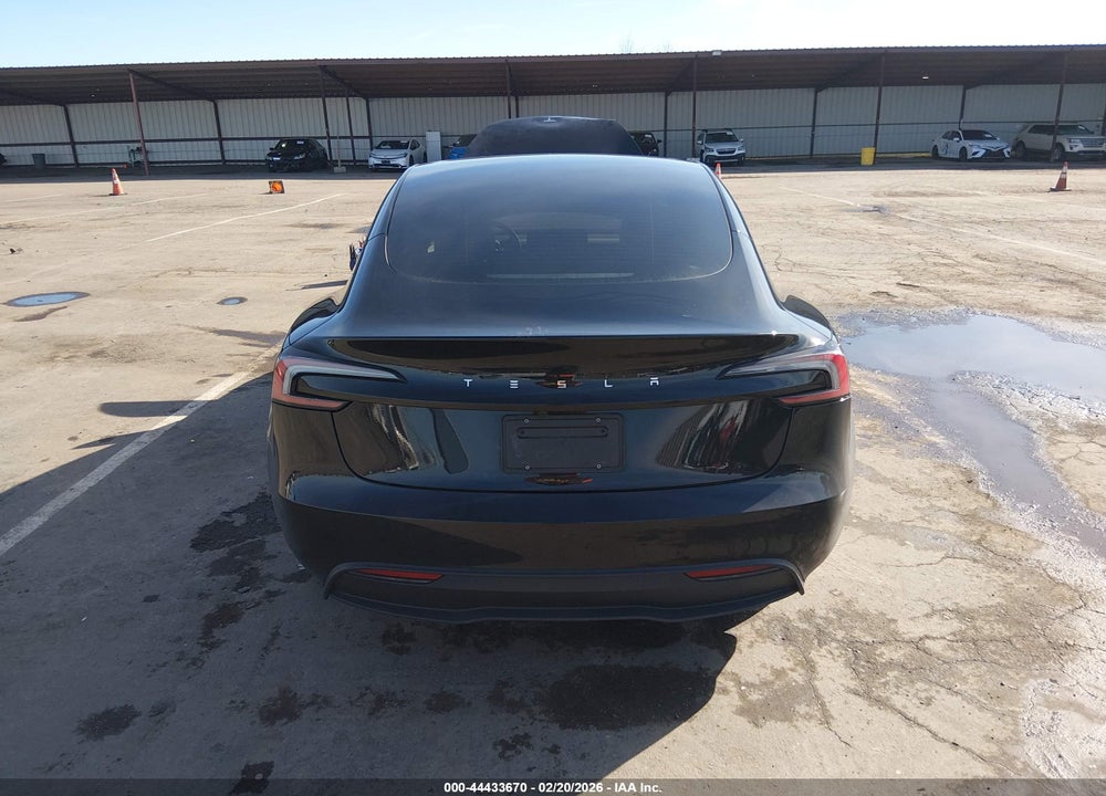 2025 TESLA MODEL 3 LONG RANGE REAR-WHEEL DRIVE/STANDARD REAR-WHEEL DRIVE VIN: 5YJ3E1EA0SF923010