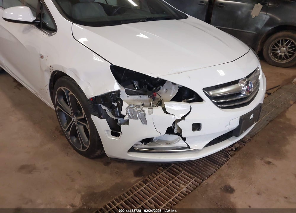 2018 BUICK CASCADA PREMIUM VIN: W04WH3N55JG042160