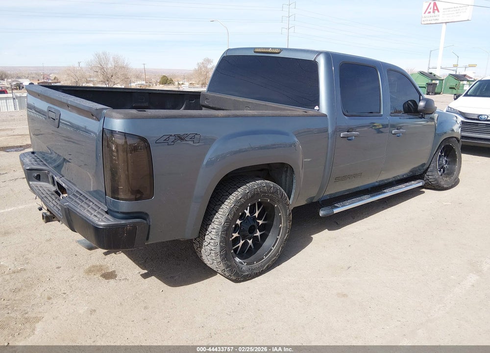 2011 GMC SIERRA 1500 SLE VIN: 3GTP2VE36BG335626