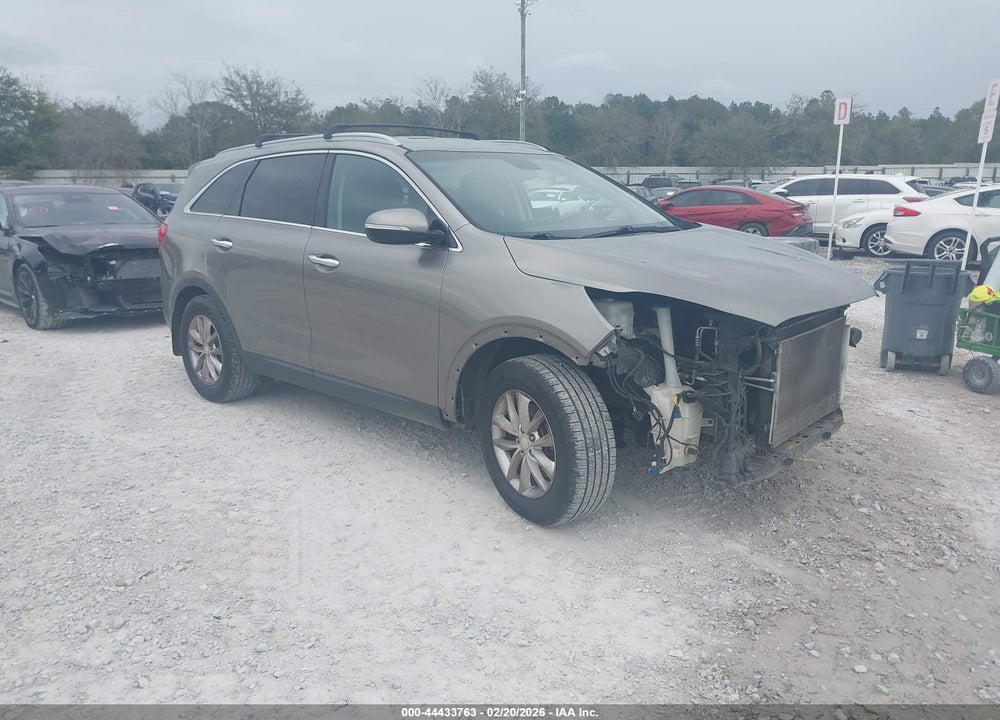 2016 KIA SORENTO 2.4L LX VIN: 5XYPG4A34GG069045