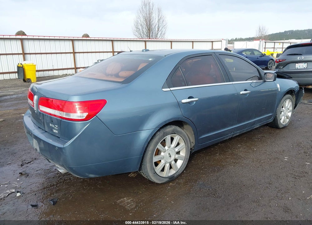 2011 LINCOLN MKZ VIN: 3LNHL2JCXBR772499