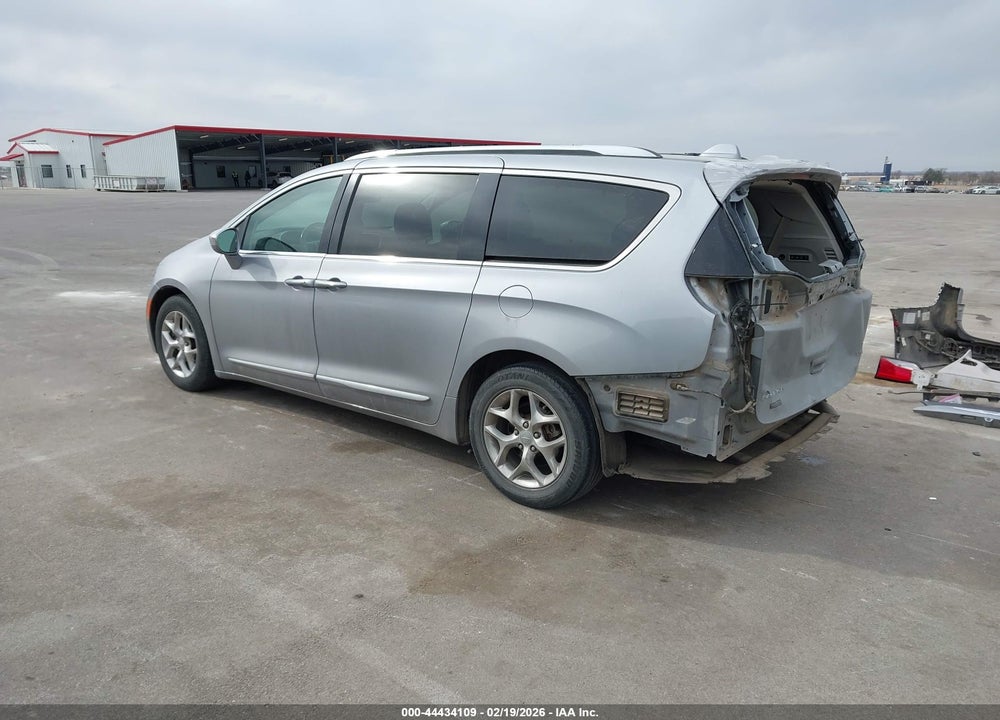 2019 CHRYSLER PACIFICA LIMITED VIN: 2C4RC1GG0KR552307