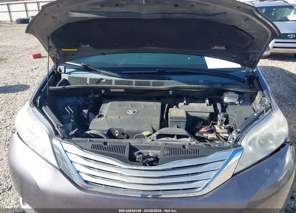 2014 TOYOTA SIENNA XLE/XLE AAS/LTD VIN: 5TDYK3DC6ES467639