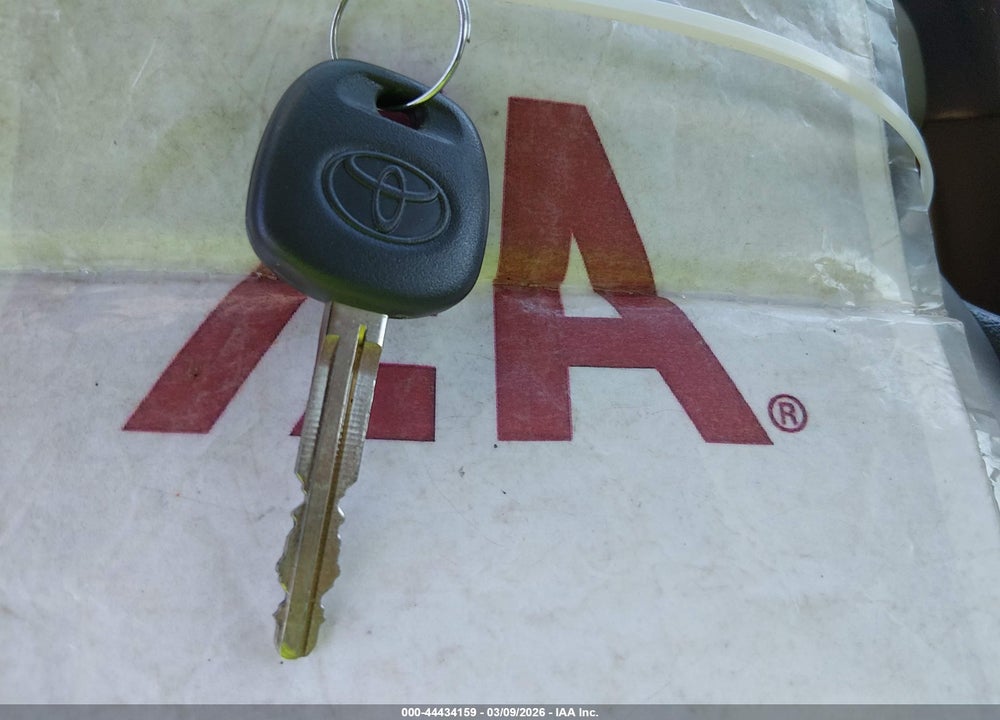 2008 TOYOTA CAMRY LE VIN: 4T1BE46K08U784724