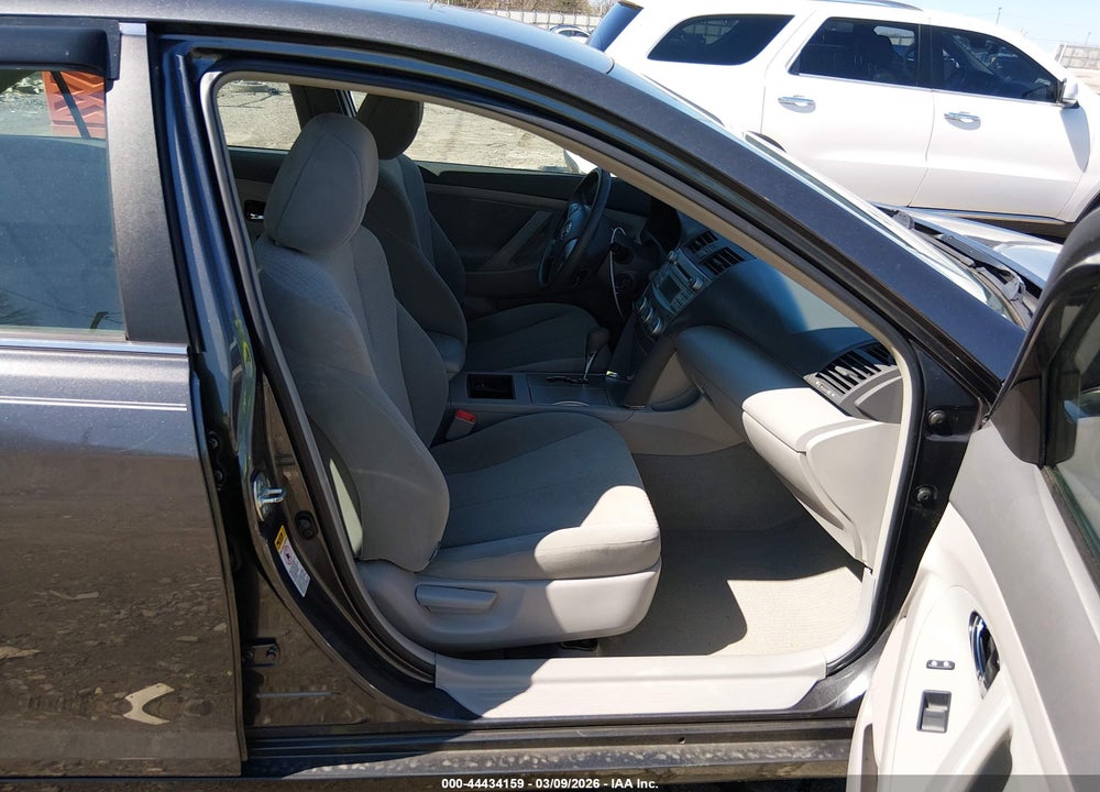 2008 TOYOTA CAMRY LE VIN: 4T1BE46K08U784724