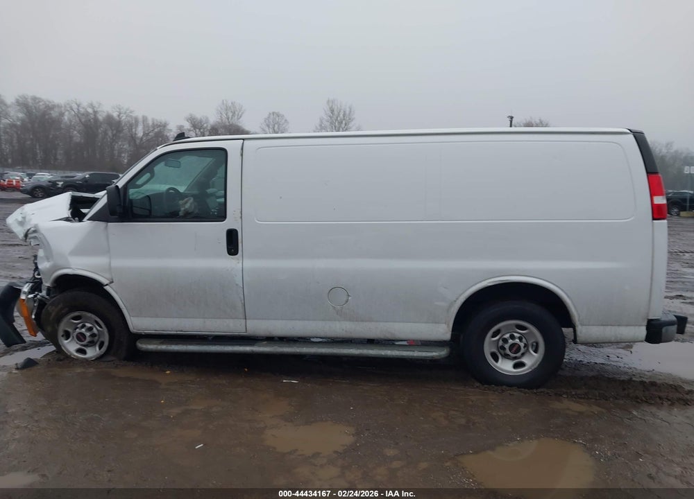 2022 GMC SAVANA CARGO RWD 2500 REGULAR WHEELBASE WORK VAN VIN: 1GTW7AFPXN1255725