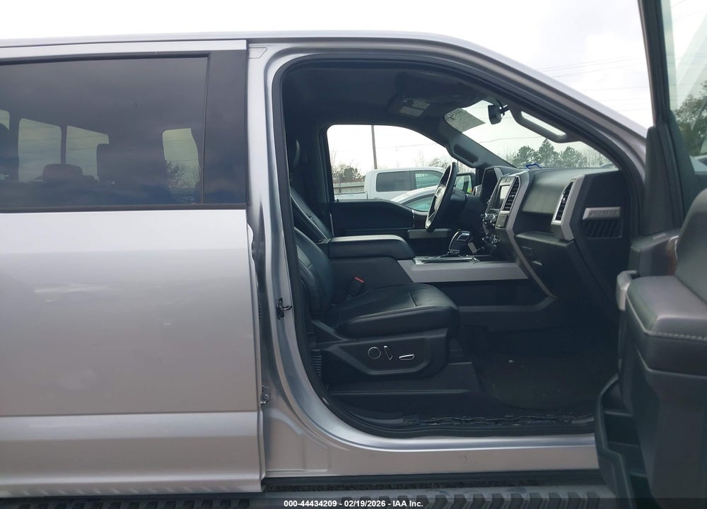 2017 FORD F-150 LARIAT VIN: 1FTEW1EP4HFA07400