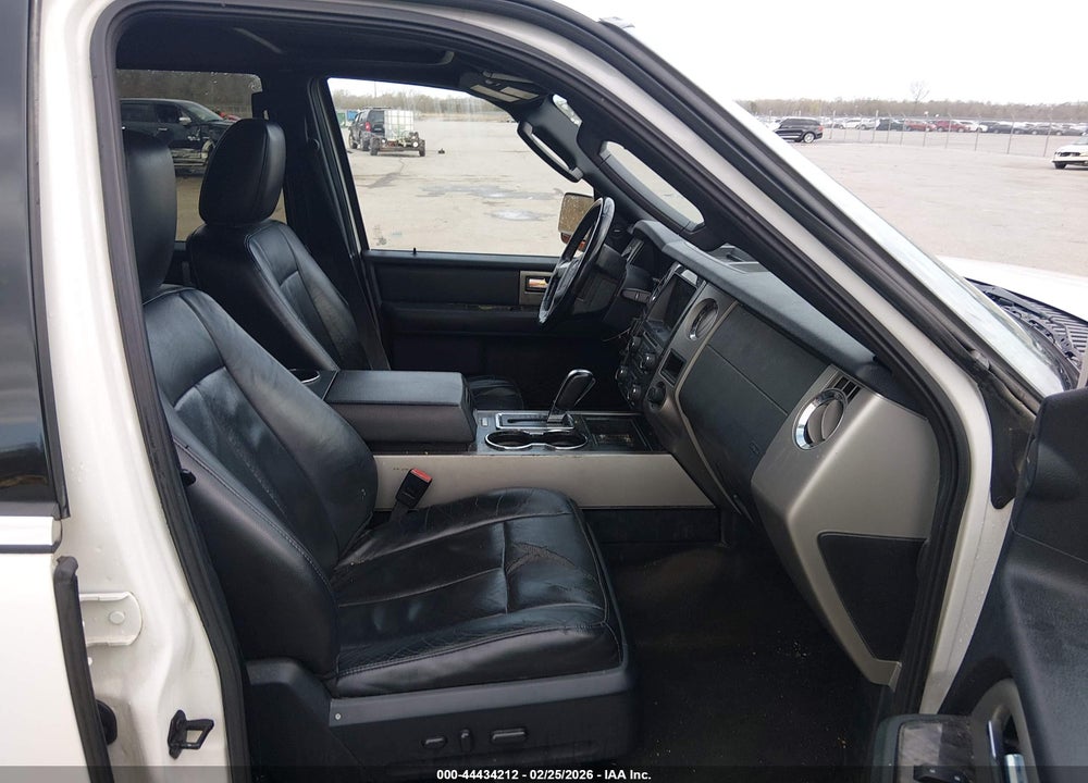 2016 FORD EXPEDITION LIMITED VIN: 1FMJU1KT1GEF05463
