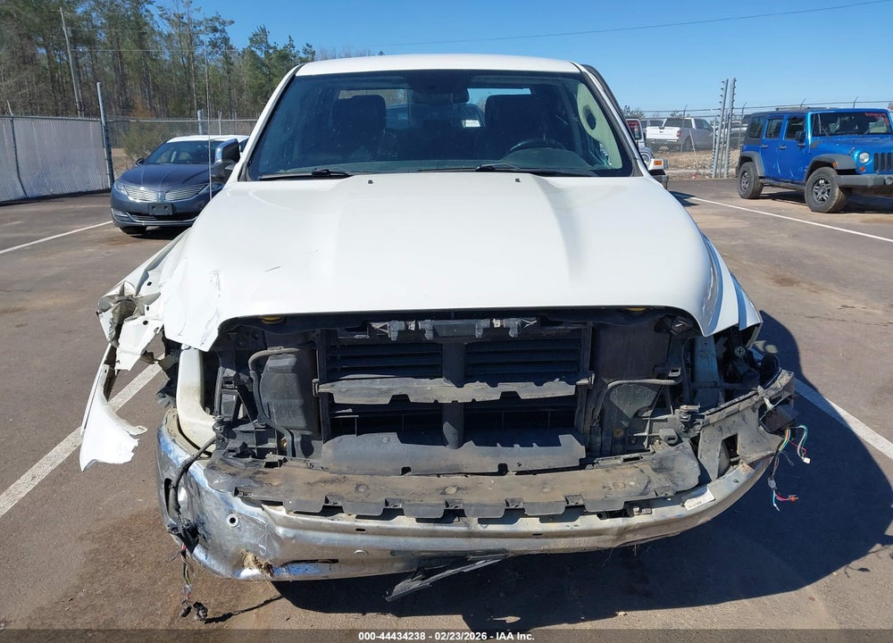 2017 RAM 1500 LAIE  4X4 5'7 BOX VIN: 1C6RR7NT8HS832668
