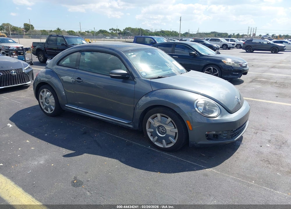 2016 VOLKSWAGEN BEETLE 1.8T SEL VIN: 3VWJ07AT2GM614316