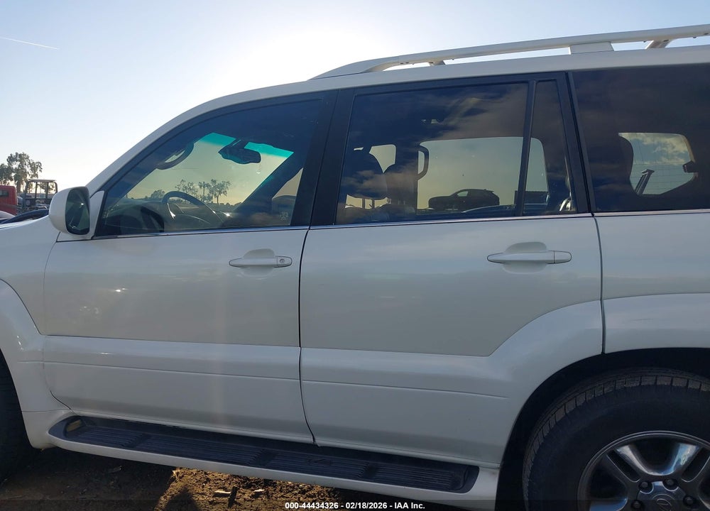 2004 LEXUS GX 470 VIN: JTJBT20X540060044