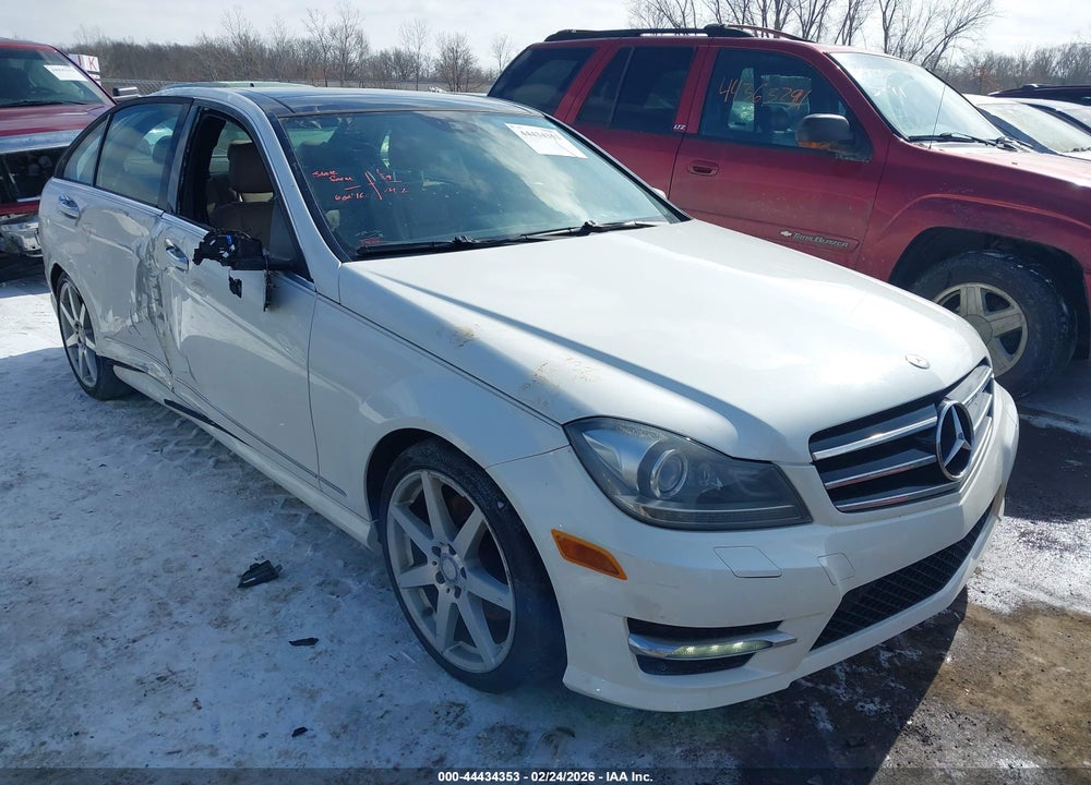 2013 MERCEDES-BENZ C 350 SPORT VIN: WDDGF5HB0DR255531