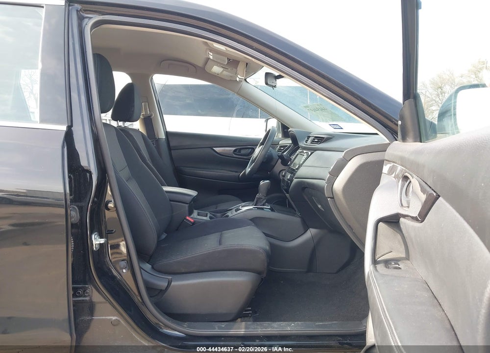 2020 NISSAN ROGUE S INTELLIGENT AWD VIN: JN8AT2MV4LW123657
