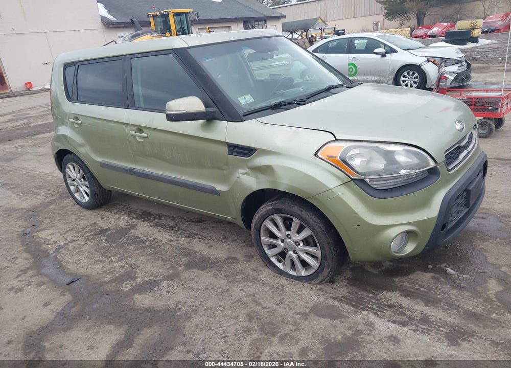 2013 KIA SOUL + VIN: KNDJT2A61D7528069