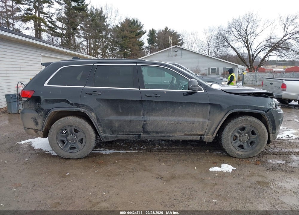 2015 JEEP GRAND CHEROKEE ALTITUDE VIN: 1C4RJFAG0FC924349