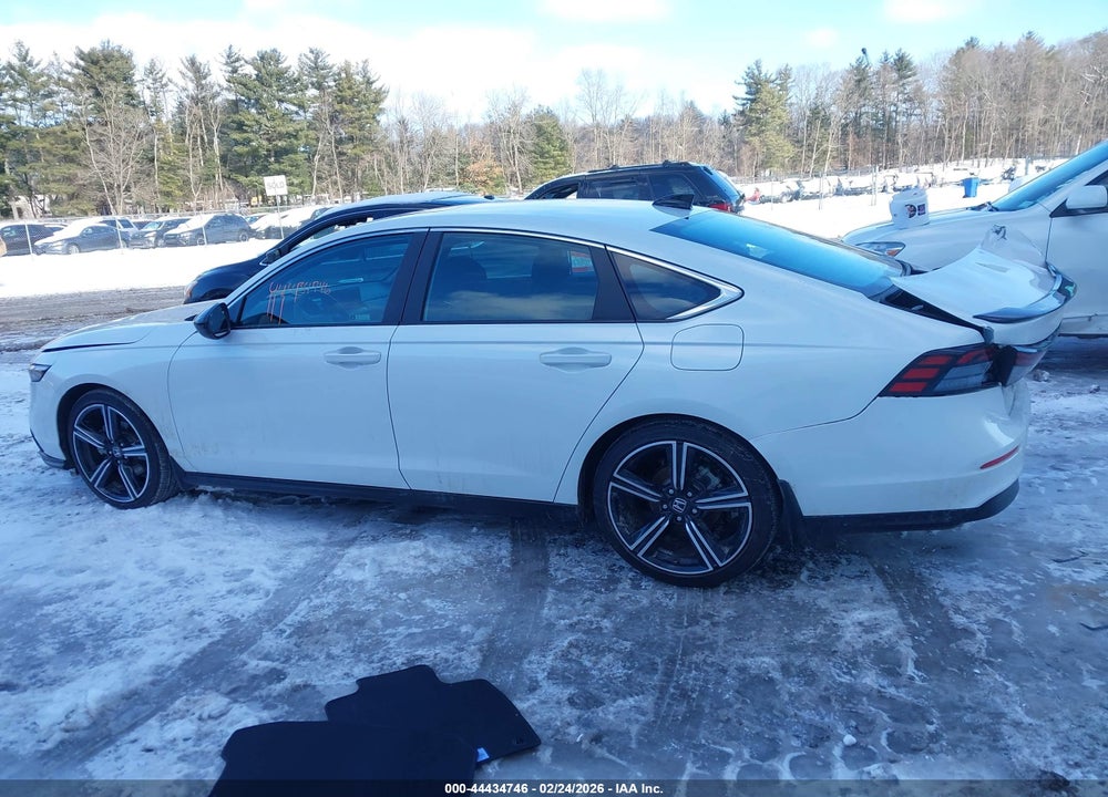 2025 HONDA ACCORD HYBRID SPORT VIN: 1HGCY2F57SA001827