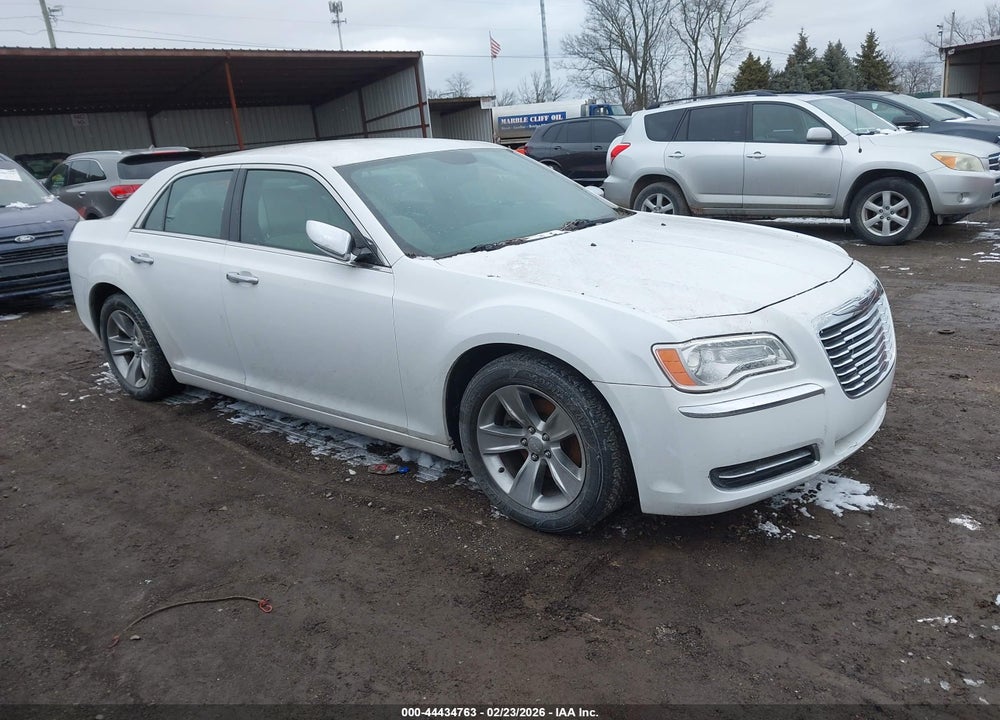 2014 CHRYSLER 300 UPTOWN EDITION VIN: 2C3CCAAG2EH327805
