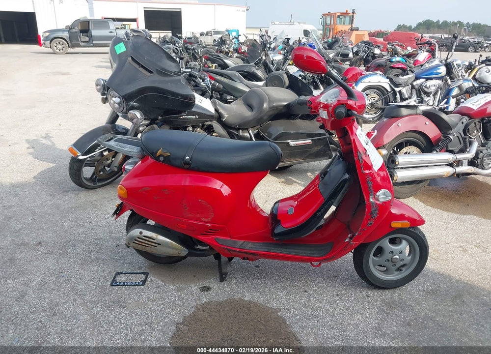 2004 VESPA C161C VIN: ZAPC16C1345008408