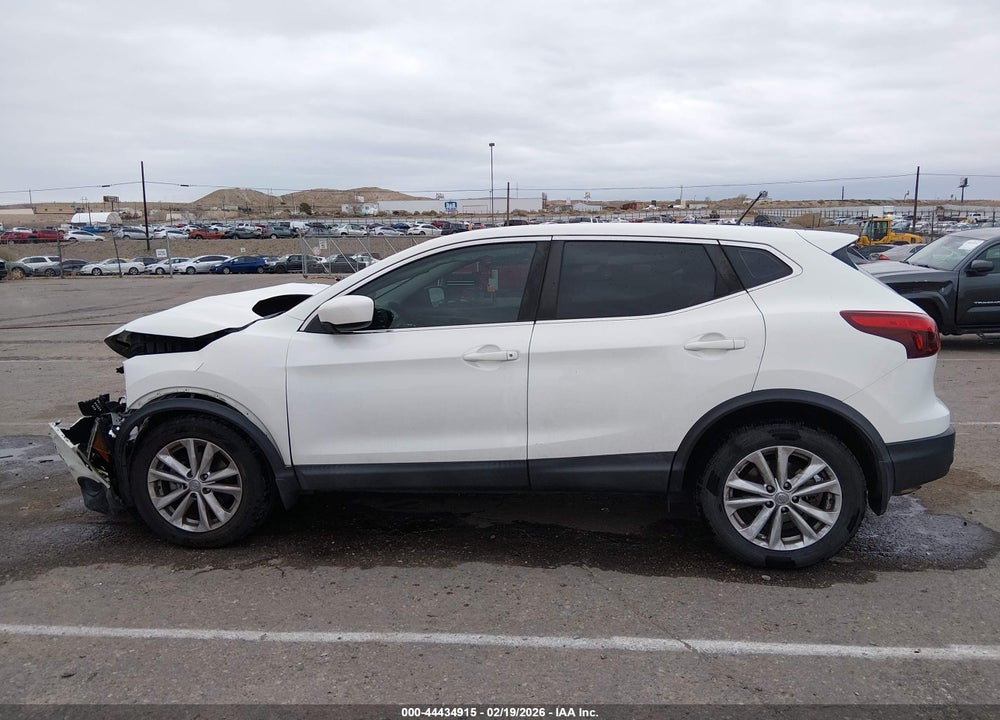 2018 NISSAN ROGUE SPORT S VIN: JN1BJ1CP7JW184939