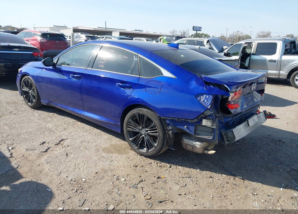 2018 HONDA ACCORD SPORT 2.0T VIN: 1HGCV2F30JA019883