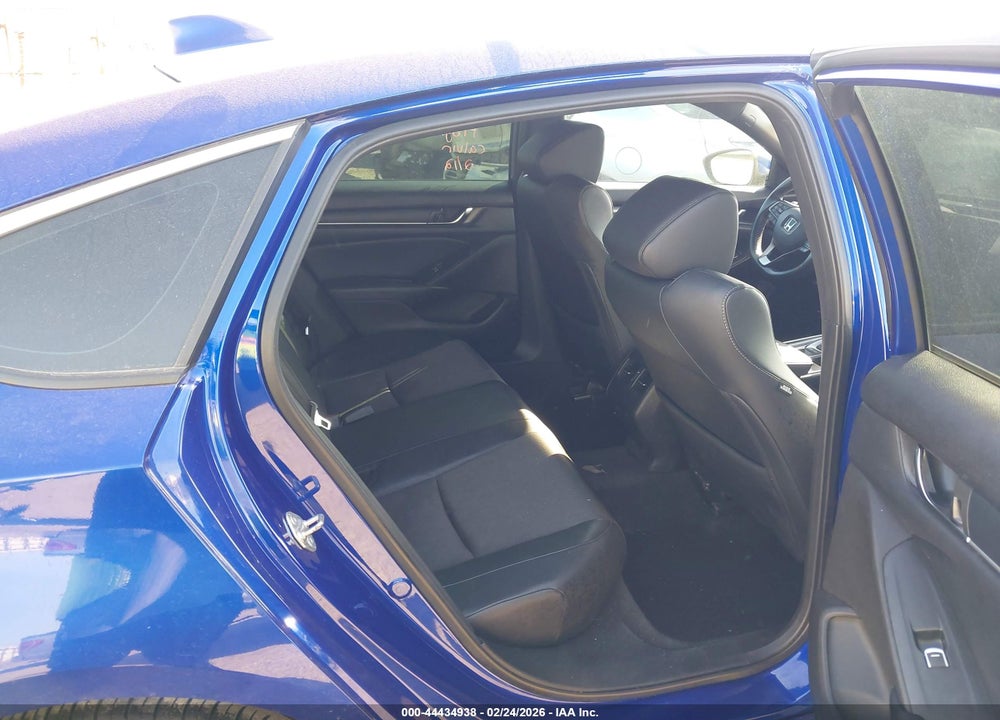 2018 HONDA ACCORD SPORT 2.0T VIN: 1HGCV2F30JA019883