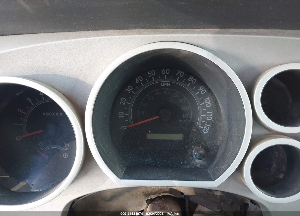 2008 TOYOTA TUNDRA SR5 5.7L V8 VIN: 5TFRV54178X036621
