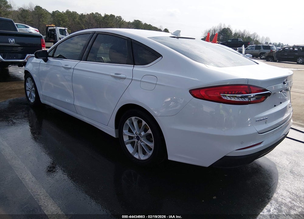 2019 FORD FUSION SE VIN: 3FA6P0HD2KR159480