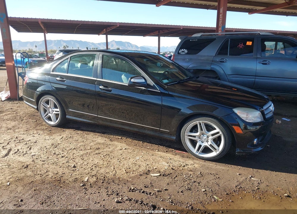 2008 MERCEDES-BENZ C 300 VIN: WDDGF54X88F145920