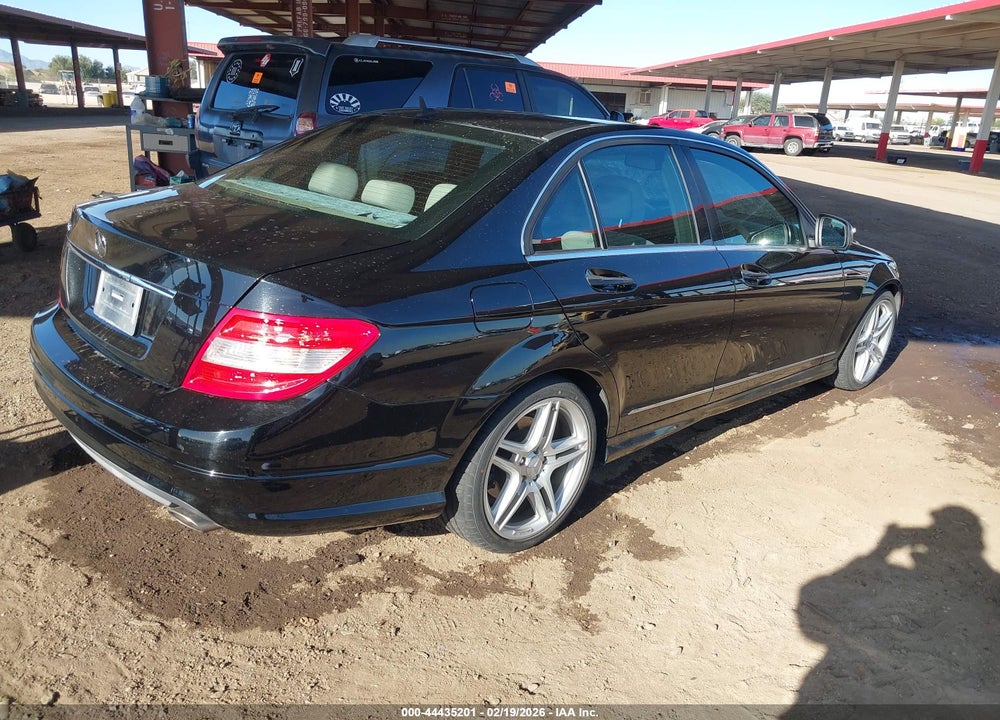 2008 MERCEDES-BENZ C 300 VIN: WDDGF54X88F145920